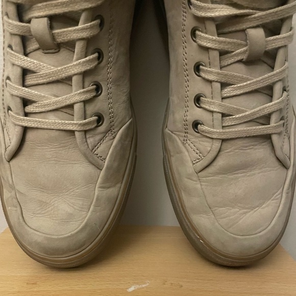 Belstaff "Forber" Light Tan High-Top Leather Sneakers – Size 9.5 GUC - Picture 10 of 16